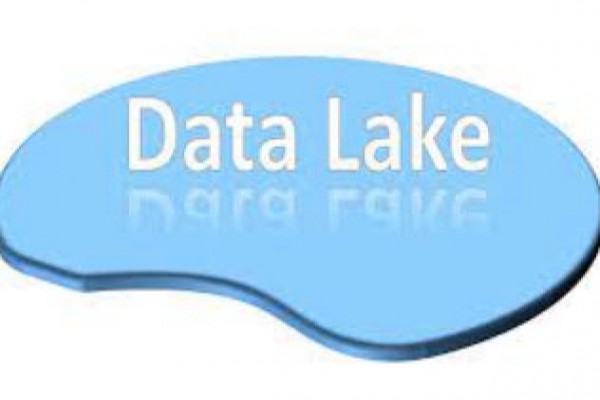 پاورپوینت دریاچه داده چیست