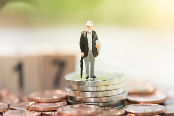 پاورپوینت سرمایه‌گذاری برای بازنشستگی: چگونه با شروع دیرهنگام، آینده‌ای درخشان بسازیم؟